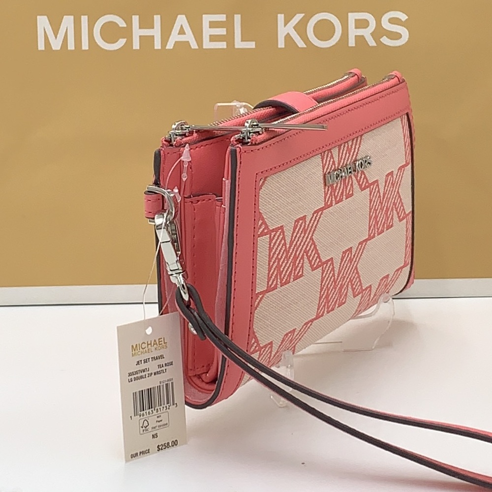 MICHAEL KORS JET SET TRAVEL LARGE DOUBLE ZIP WRISTLET WALLET TEA ROSE COLOR - Picture 4 of 14